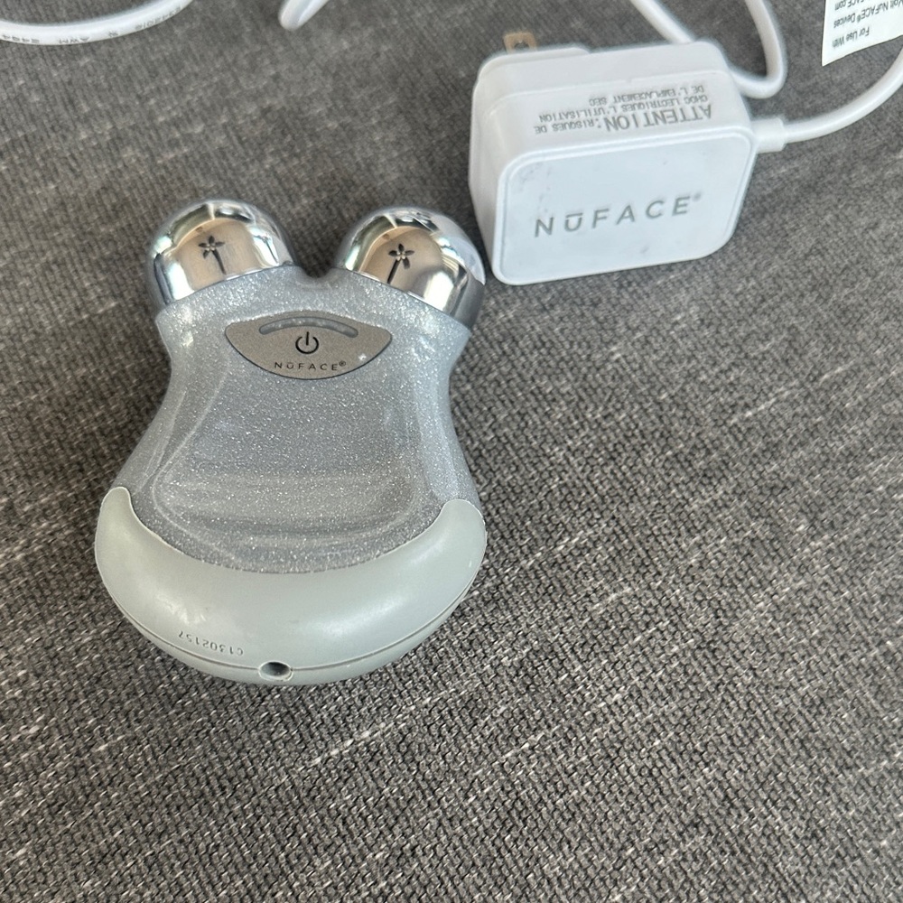 NuFace Mini Silver Toning Device - image 2